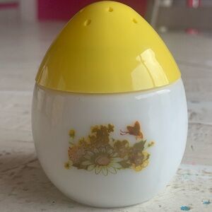 Vintage 1974 Avon Buttercup Salt Shaker Scent Holder